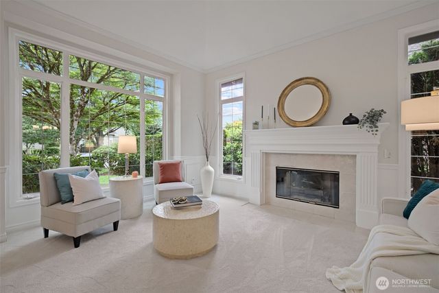 26998 SE 22nd Way, Sammamish, WA 98075
