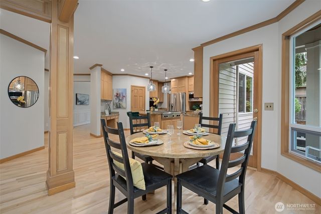 26998 SE 22nd Way, Sammamish, WA 98075