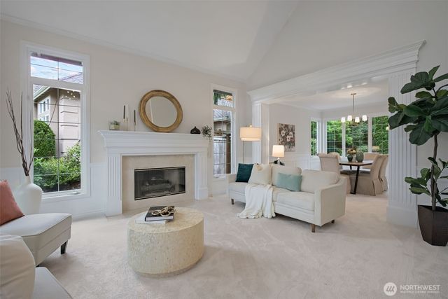 26998 SE 22nd Way, Sammamish, WA 98075