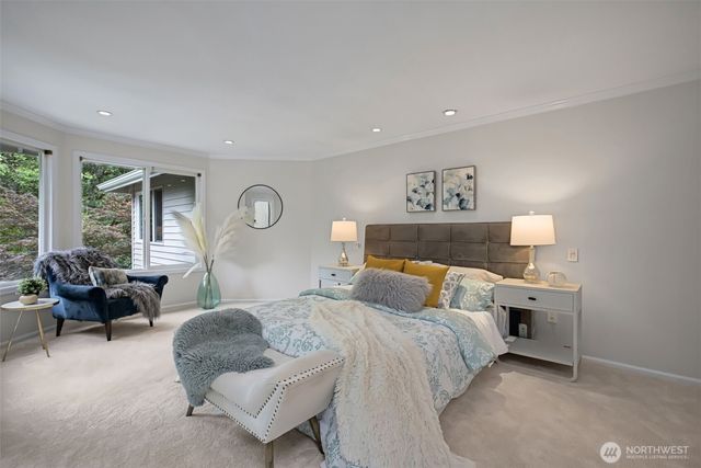 26998 SE 22nd Way, Sammamish, WA 98075