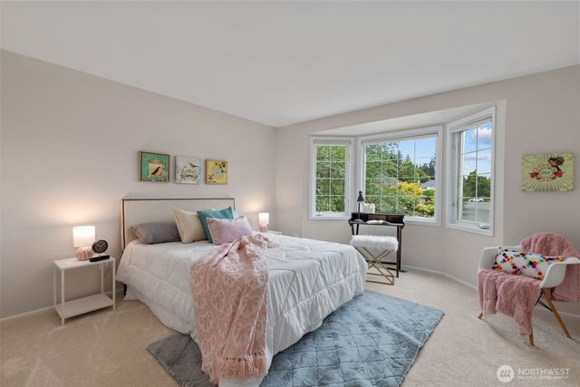 26998 SE 22nd Way, Sammamish, WA 98075