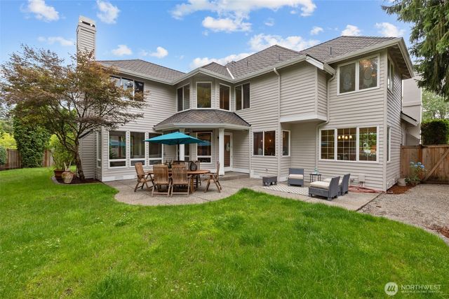 26998 SE 22nd Way, Sammamish, WA 98075