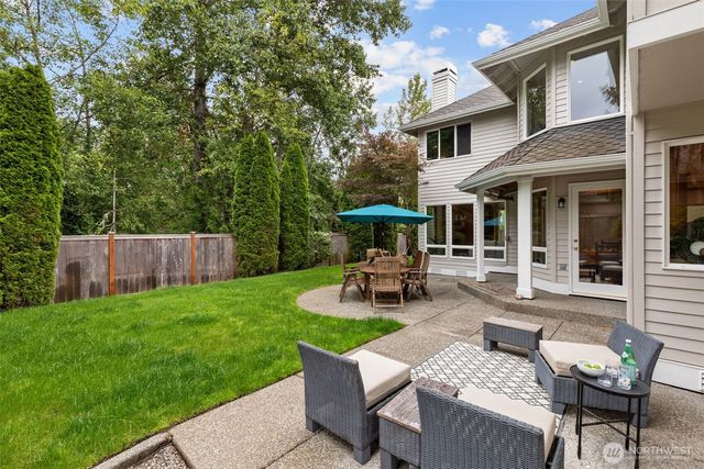 26998 SE 22nd Way, Sammamish, WA 98075