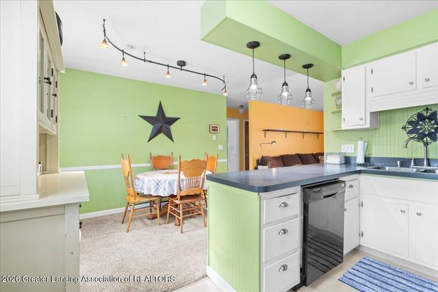 5137-5139 Dorene Drive, Lansing, MI 48917