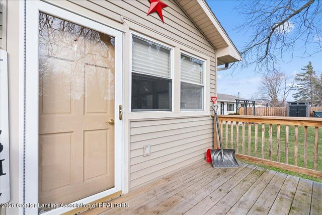 5137-5139 Dorene Drive, Lansing, MI 48917