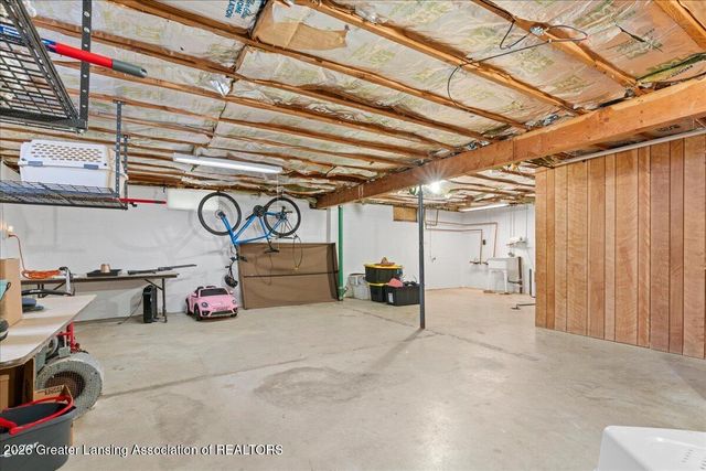 5137-5139 Dorene Drive, Lansing, MI 48917