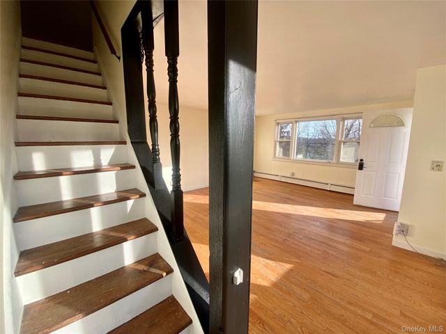 27 W Worthington Drive, Carmel, NY 10512