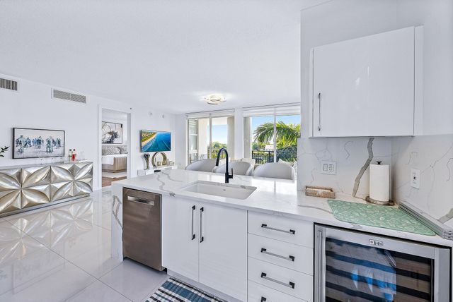 550 Okeechobee Boulevard 422, West Palm Beach, FL 33401