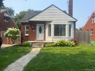 19625 Strasburg Street, Detroit, MI 48205