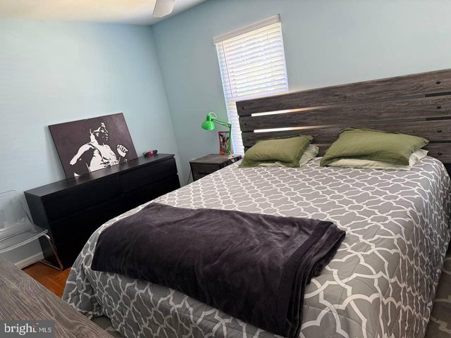 6415 BLARNEY STONE CT, Springfield, VA 22152