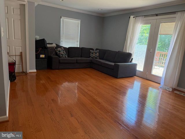 6415 BLARNEY STONE CT, Springfield, VA 22152