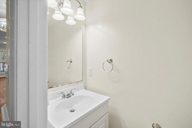 514 N MILTON AVE, Baltimore, MD 21205