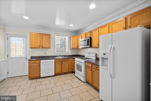 514 N MILTON AVE, Baltimore, MD 21205