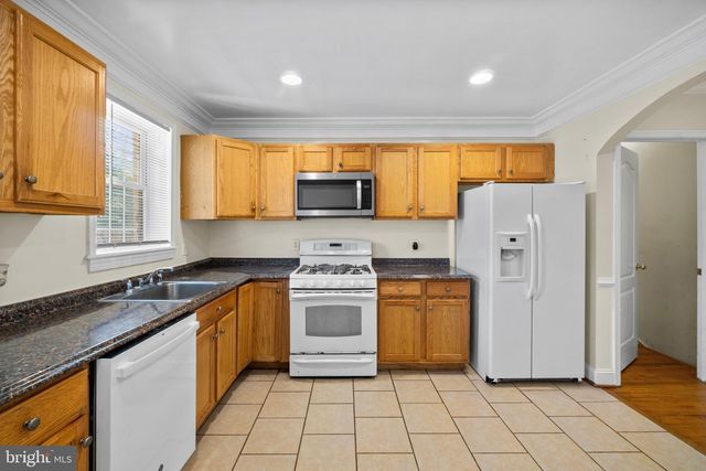 514 N MILTON AVE, Baltimore, MD 21205