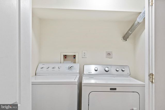 514 N MILTON AVE, Baltimore, MD 21205