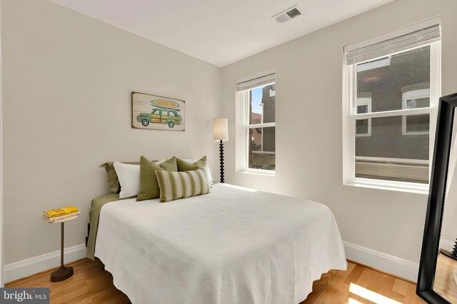 1248 GIRARD ST NW, Washington, DC 20009