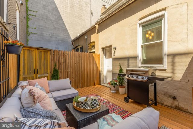 1248 GIRARD ST NW, Washington, DC 20009