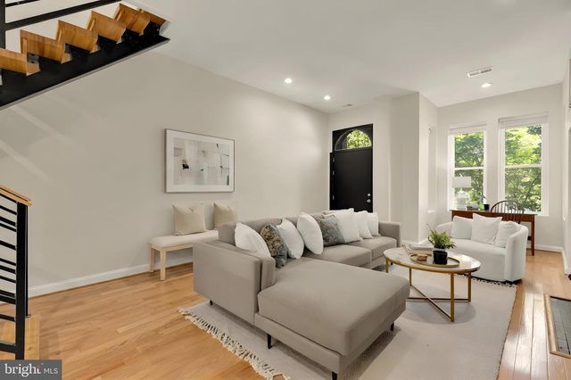 1248 GIRARD ST NW, Washington, DC 20009