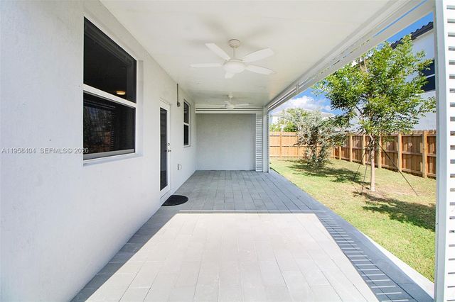 879 SE 26th Ter 1, Homestead, FL 33035