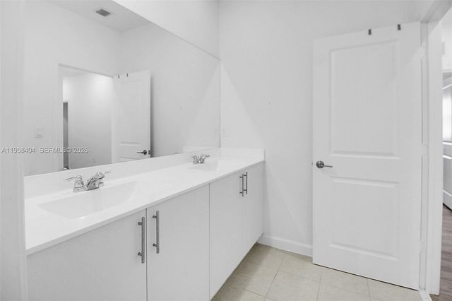 879 SE 26th Ter 1, Homestead, FL 33035