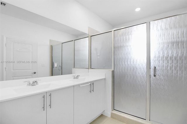 879 SE 26th Ter 1, Homestead, FL 33035