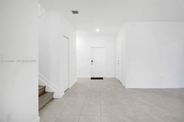 879 SE 26th Ter 1, Homestead, FL 33035