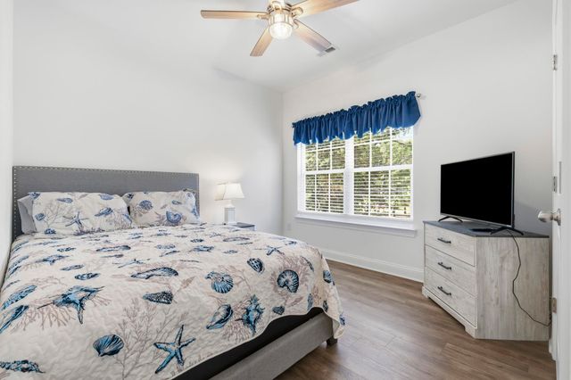 412 N Oak St., Myrtle Beach, SC 29577
