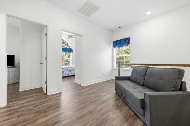 412 N Oak St., Myrtle Beach, SC 29577