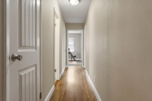 18 E 15th Road, Grove, OK 74344