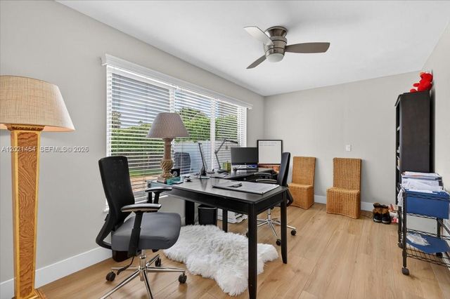 164 NE 30th St, Wilton Manors, FL 33334