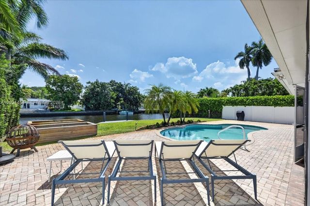 164 NE 30th St, Wilton Manors, FL 33334