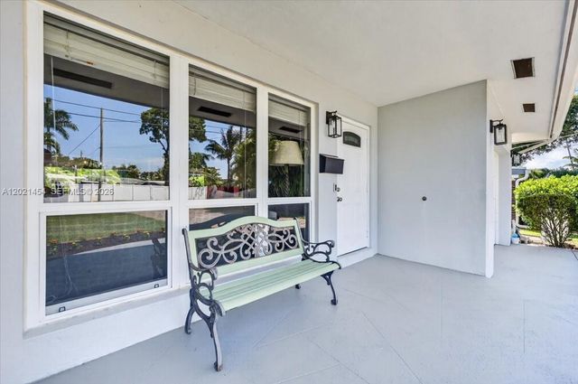 164 NE 30th St, Wilton Manors, FL 33334