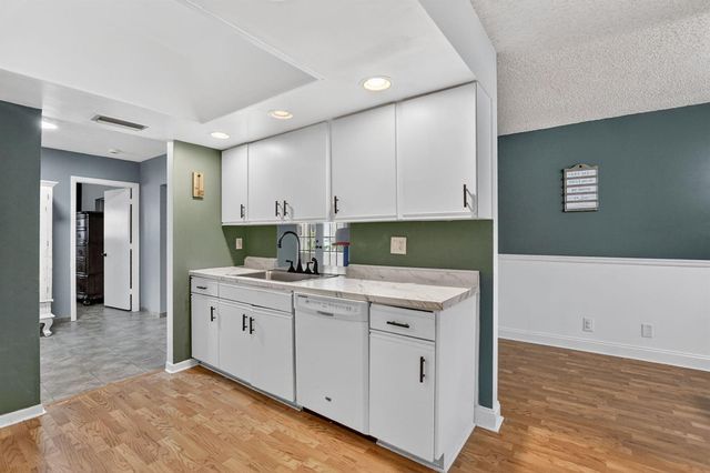 1140 NW 49th Street, Deerfield Beach, FL 33064