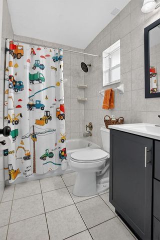 1140 NW 49th Street, Deerfield Beach, FL 33064