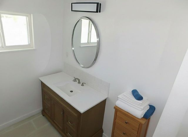 3106 Northeast DR, Austin, TX 78723