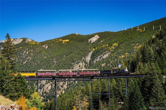 2121 Hummingbird Way 204, Georgetown, CO 80444