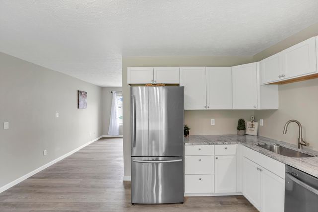 2631 Millrace Drive, Columbus, OH 43207