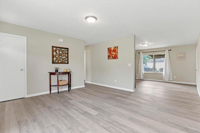 2631 Millrace Drive, Columbus, OH 43207