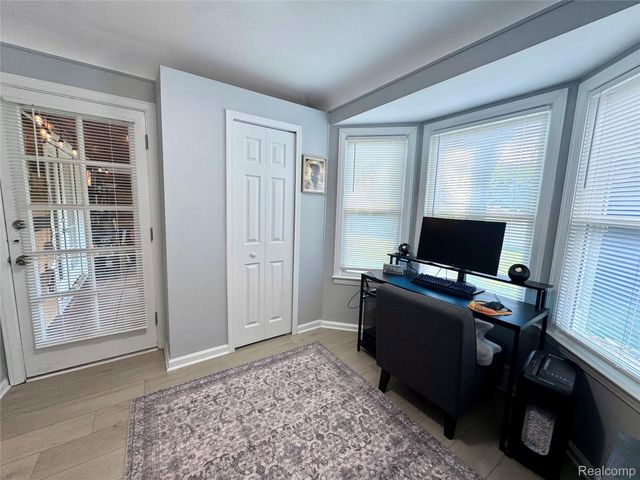 234 Draper Avenue, Pontiac, MI 48341