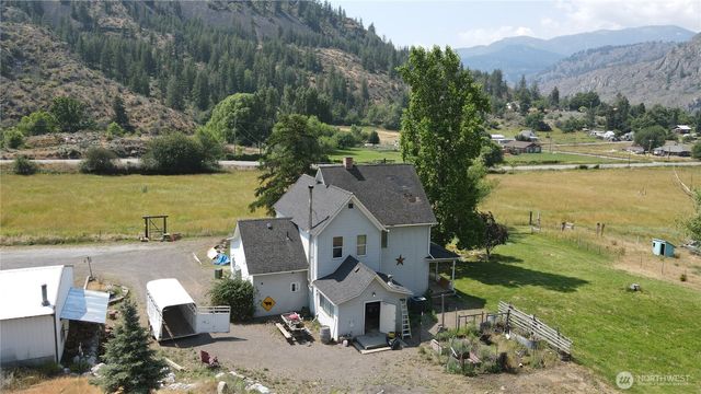 1112 Loomis Oroville Road, Loomis, WA 98827