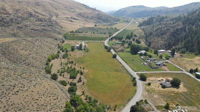 1112 Loomis Oroville Road, Loomis, WA 98827