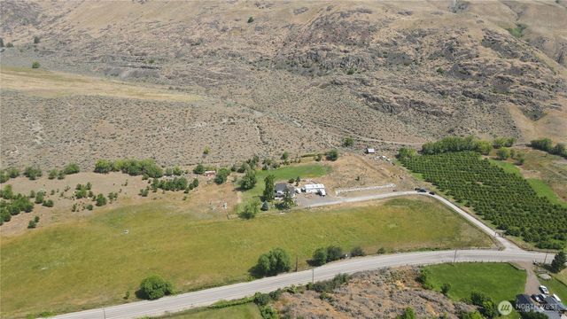 1112 Loomis Oroville Road, Loomis, WA 98827