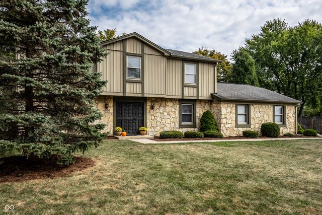 10819 E Lakeshore Drive, Carmel, IN 46033