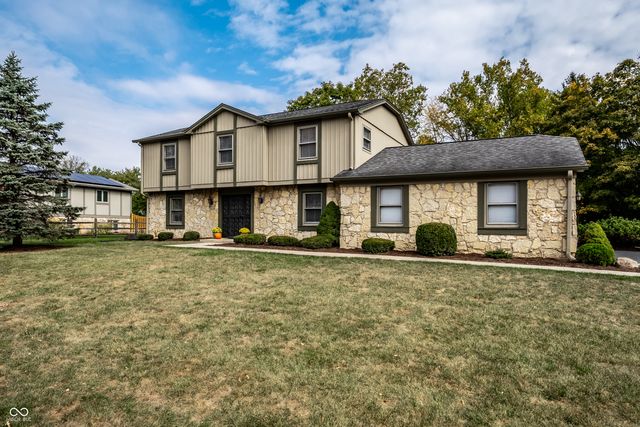 10819 E Lakeshore Drive, Carmel, IN 46033