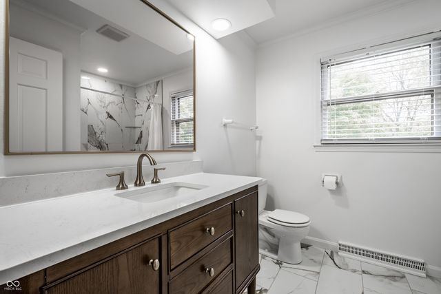 10819 E Lakeshore Drive, Carmel, IN 46033