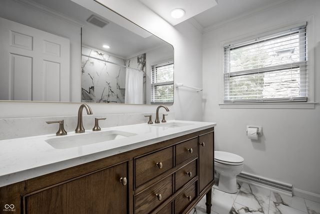 10819 E Lakeshore Drive, Carmel, IN 46033