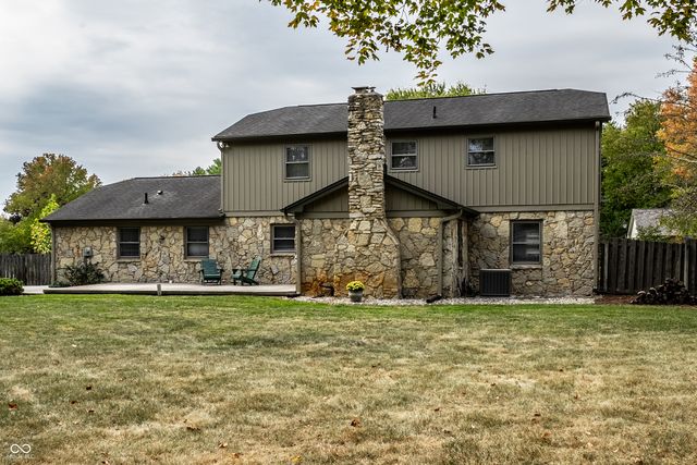 10819 E Lakeshore Drive, Carmel, IN 46033