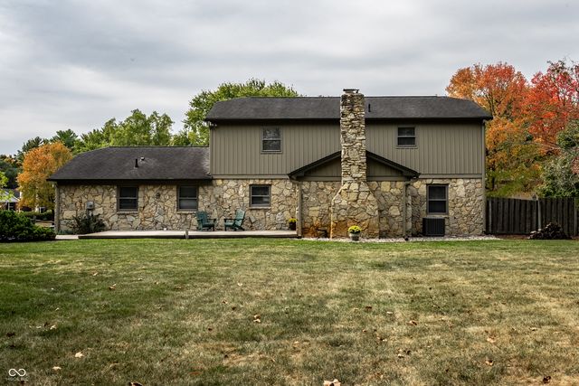 10819 E Lakeshore Drive, Carmel, IN 46033