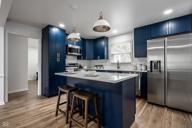 10819 E Lakeshore Drive, Carmel, IN 46033