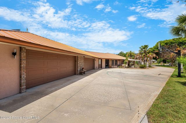 135 Crispin Street, Merritt Island, FL 32952